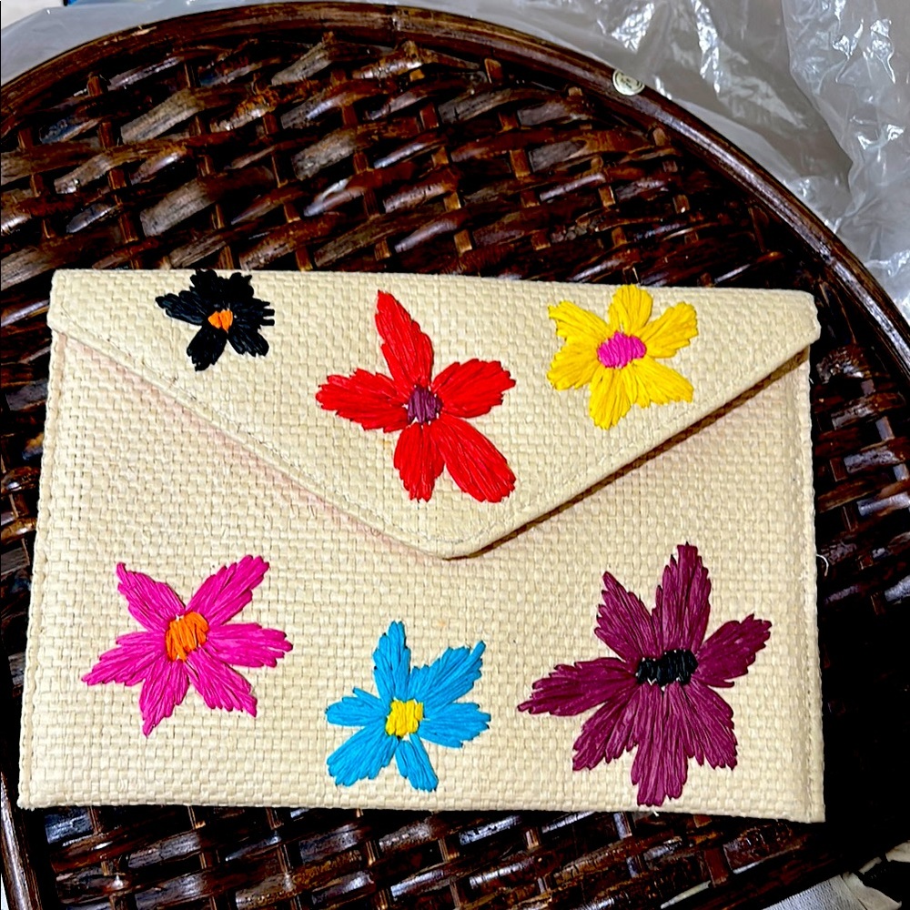 Floral Embroidered Clutch